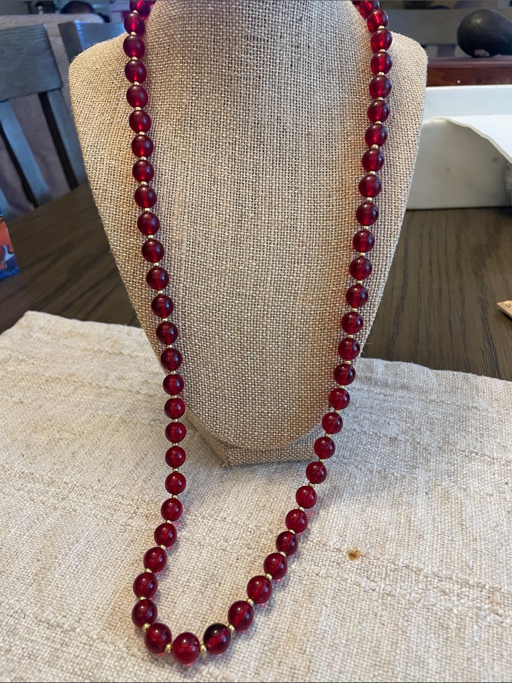 Monet necklace